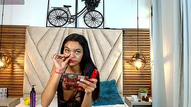 Snapshot of Cinthiabaker chatting on May 2026 01:40:01 PM Cinthiabaker online show from May 2026 01:40:01 PM