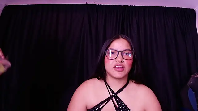 Lilith and Khloe online show from March 2026 11:27:01 AM