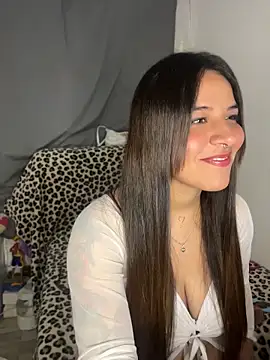 Linda Bellucci online show from May 2026 11:14:02 PM