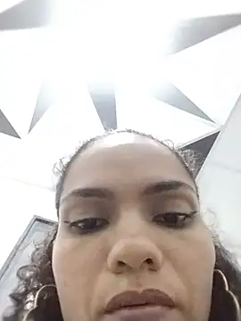Snapshot of Karen_Ariass chatting on June 2026 02:13:01 AM Karen Ariass online show from June 2026 02:13:01 AM