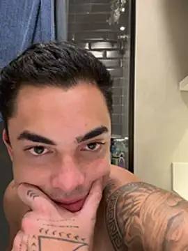 Snapshot of orlandodotado chatting on April 2026 06:07:02 AM orlandodotado online show from April 2026 06:07:02 AM