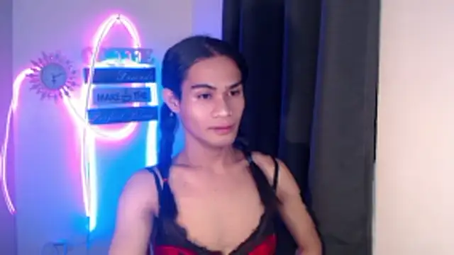 Snapshot of bellalot chatting on October 2025 03:23:02 PM bellalot online show from October 2025 03:23:02 PM