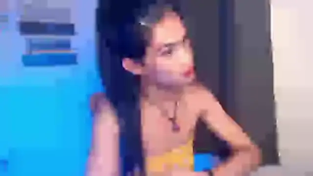 Snapshot of bellalot chatting on November 2025 11:43:01 AM bellalot online show from November 2025 11:43:01 AM