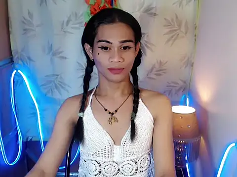 Snapshot of bellalot chatting on February 2026 02:53:01 AM bellalot online show from February 2026 02:53:01 AM