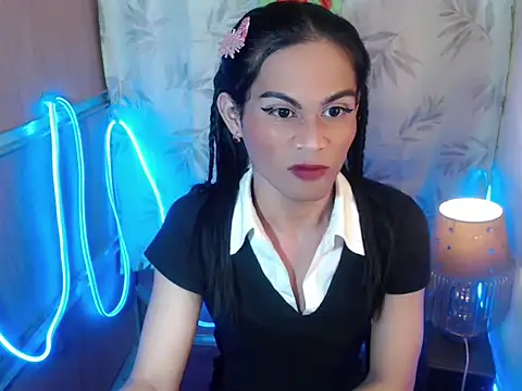 Snapshot of bellalot chatting on February 2026 10:26:02 PM bellalot online show from February 2026 10:26:02 PM