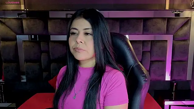 Aniajoness  online show from November 2025 03:45:02 AM