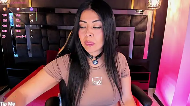 Aniajoness  online show from July 2026 05:00:01 AM