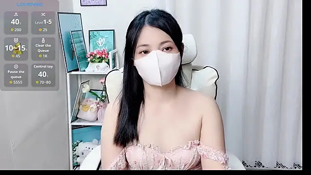 phuongnhi  online show from May 2026 10:36:01 AM
