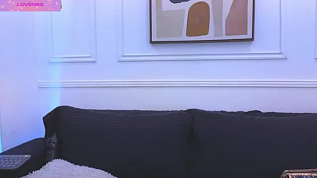 Daisy Price online show from February 2026 10:41:02 AM