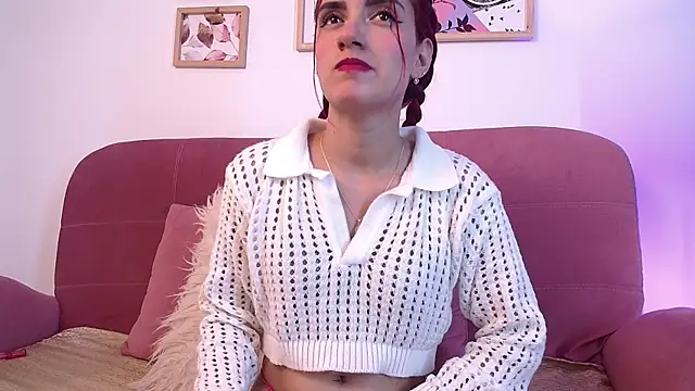 Karina2Smith online show from September 2025 06:52:02 PM