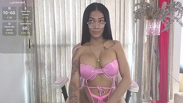Queen Morena online show from July 2026 04:24:01 PM