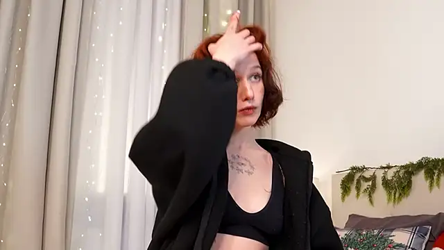 LeelooYolo online show from January 2026 03:38:01 PM