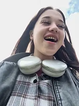 Snapshot of Juice_Bunny chatting on September 2025 07:41:01 AM Juice Bunny online show from September 2025 07:41:01 AM