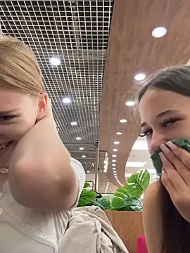 Snapshot of Juice_Bunny chatting on September 2025 06:46:01 AM Juice Bunny online show from September 2025 06:46:01 AM