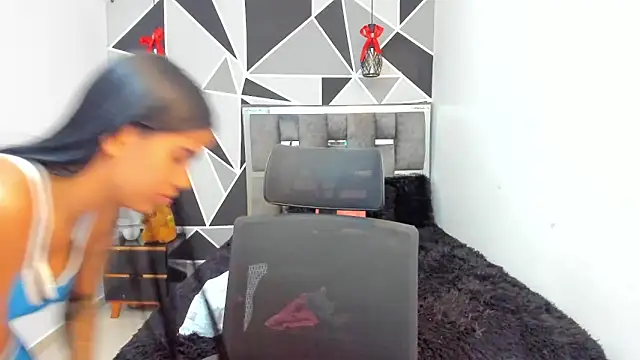 valeria-duarte online show from May 2026 06:24:01 PM