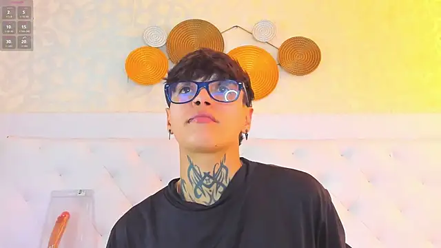 Snapshot of b3k_afrodict chatting on November 2025 04:01:02 AM b3k afrodict online show from November 2025 04:01:02 AM