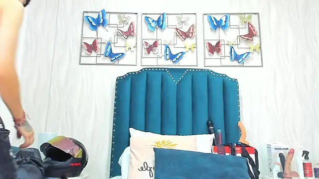 Snapshot of b3k_afrodict chatting on November 2025 04:00:01 AM b3k afrodict online show from November 2025 04:00:01 AM