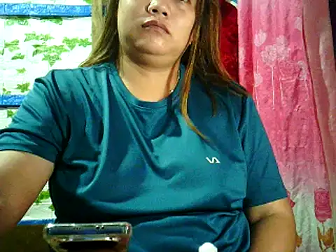yuana25 online show from May 2026 11:41:02 AM