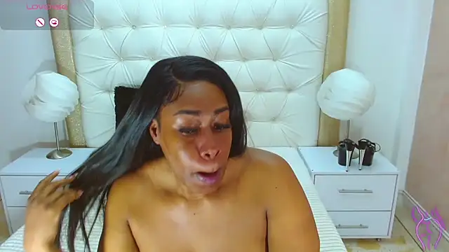 WildScarlet online show from March 2025 12:48:01 PM