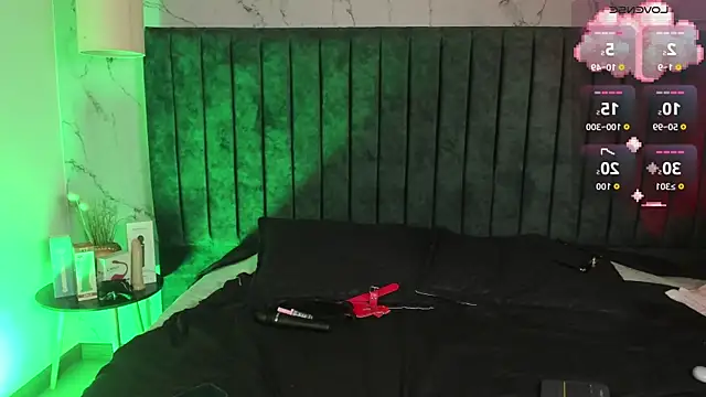  ANGELL DUSTT  online show from October 2025 02:11:02 AM