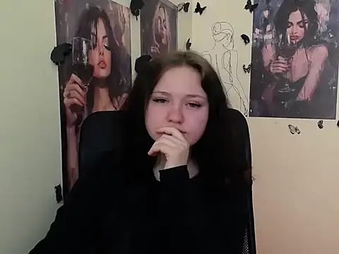 LadyAlice  online show from April 2026 06:11:02 AM