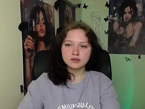 LadyAlice  online show from May 2026 06:22:01 AM