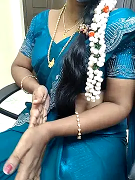 Snapshot of lolida69thamil chatting on June 2026 01:43:02 PM lolida69thamil online show from June 2026 01:43:02 PM