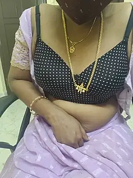 Snapshot of lolida69thamil chatting on June 2026 05:50:02 AM lolida69thamil online show from June 2026 05:50:02 AM