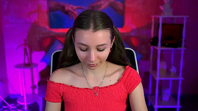 Snapshot of JulieDaniel chatting on October 2025 08:23:01 AM JulieDaniel online show from October 2025 08:23:01 AM