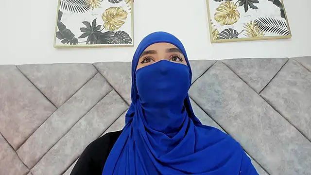 Snapshot of nayiraa_ chatting on March 2026 08:03:01 PM nayiraa online show from March 2026 08:03:01 PM