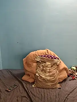 Snapshot of sexy42couple chatting on February 2026 02:59:02 PM sexy42couple online show from February 2026 02:59:02 PM