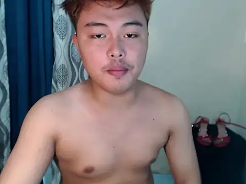 Snapshot of Lustfulljohnx chatting on May 2026 12:37:01 AM Lustfulljohnx online show from May 2026 12:37:01 AM