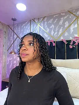 LisaMendez online show from May 2026 04:10:02 AM