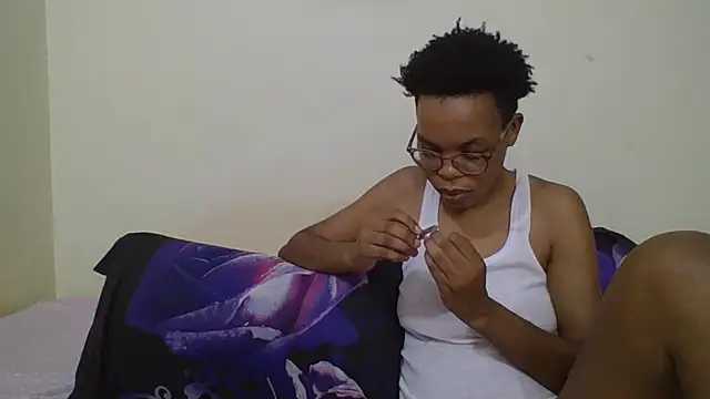 Snapshot of Sexy_Dymme chatting on April 2026 09:53:02 PM Sexy Dymme online show from April 2026 09:53:02 PM