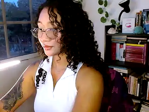 clitia xx online show from November 2025 10:34:02 PM