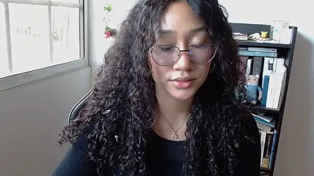 clitia xx online show from February 2026 06:50:01 PM