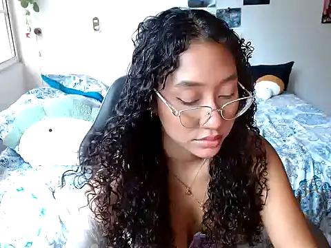 clitia xx online show from July 2026 08:37:01 PM
