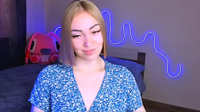 Snapshot of LaraKrein_lk chatting on September 2025 11:10:02 AM LaraKrein lk online show from September 2025 11:10:02 AM