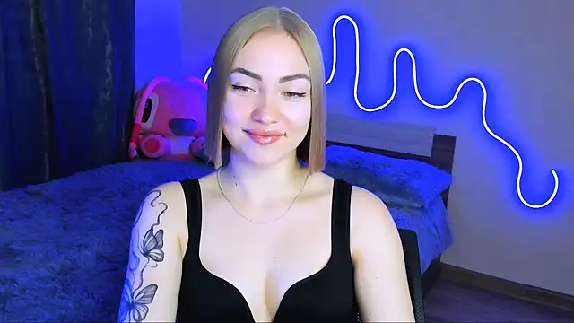 Snapshot of LaraKrein_lk chatting on September 2025 04:34:02 PM LaraKrein lk online show from September 2025 04:34:02 PM