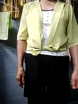 phlin1 online show from June 2026 10:44:01 PM