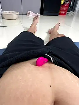 Snapshot of sharon-Hanna chatting on September 2025 03:56:01 AM sharon-Hanna online show from September 2025 03:56:01 AM