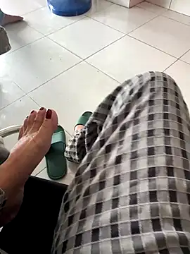 Snapshot of sharon-Hanna chatting on October 2025 01:58:02 AM sharon-Hanna online show from October 2025 01:58:02 AM