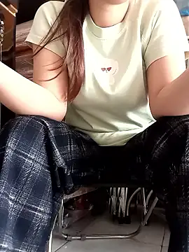 Snapshot of sharon-Hanna chatting on October 2025 02:43:02 AM sharon-Hanna online show from October 2025 02:43:02 AM