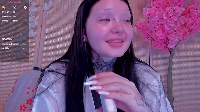 Lein Bone online show from September 2025 02:28:02 PM