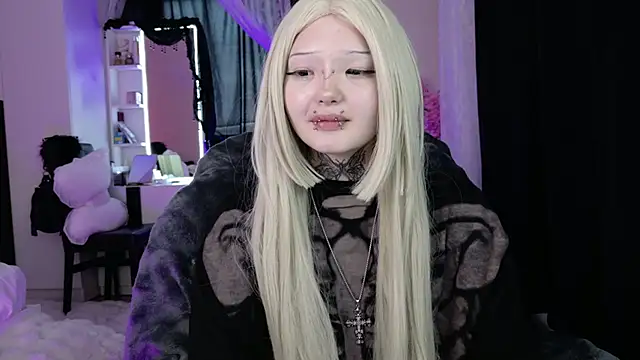 Lein Bone online show from May 2026 10:50:03 PM
