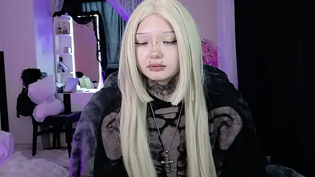 Lein Bone online show from May 2026 11:56:01 PM