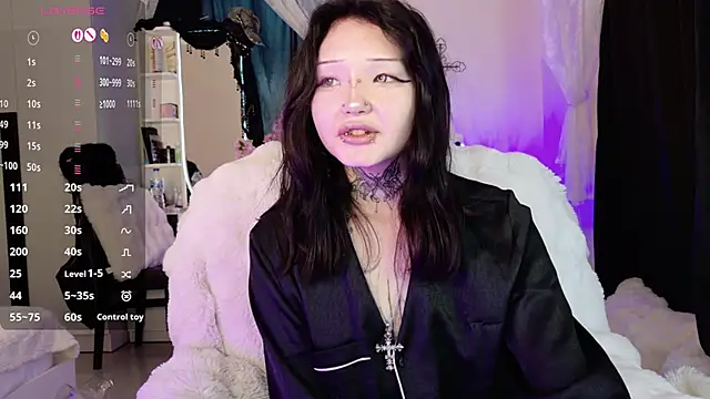 Lein Bone online show from May 2026 01:25:02 AM