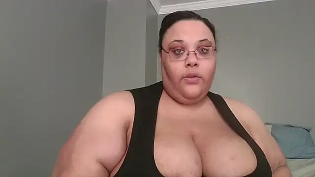 Snapshot of SexyBBW10790 chatting on July 2026 02:16:01 PM SexyBBW10790 online show from July 2026 02:16:01 PM