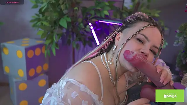 Snapshot of bllowwoww chatting on January 2026 08:30:01 AM bllowwoww online show from January 2026 08:30:01 AM