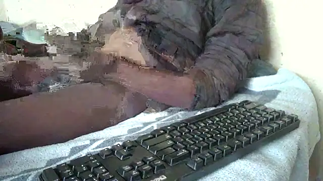 Snapshot of FeeingSplicing chatting on October 2025 07:31:02 AM FeeingSplicing online show from October 2025 07:31:02 AM